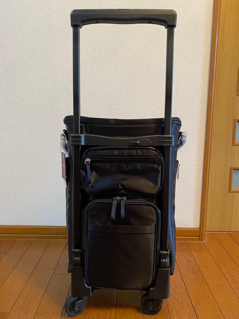 SWANY ジップブラック キャリーバッグL新品未使用品あき