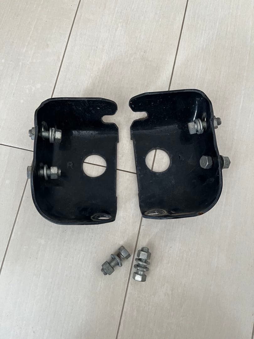 ランクル70系　フロントバンパー　ステーセット