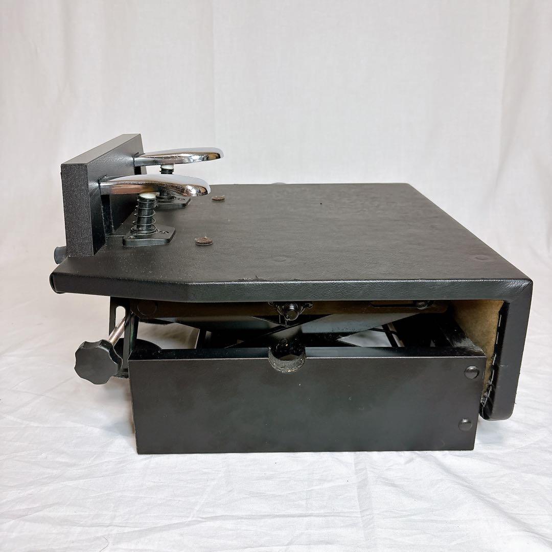 【極美品】PEACOCKピアノ補助ペダルAX-T1 取り扱い説明書