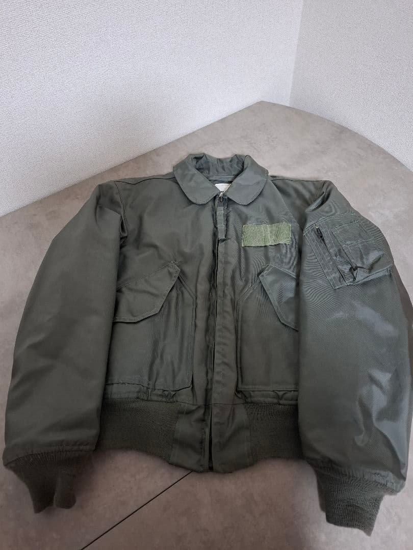 米軍実物 CWU-45/P フライトジャケットMEDIUM(38-40)