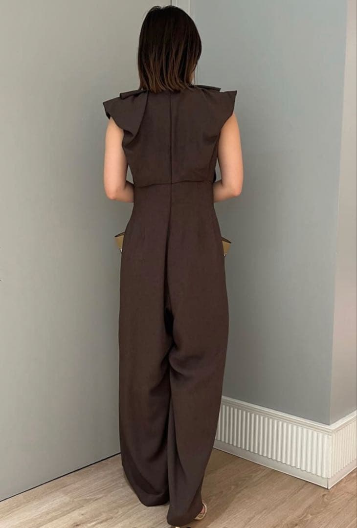 【新品未使用】CELFORD セルフォード ラッフルフリルロンパース