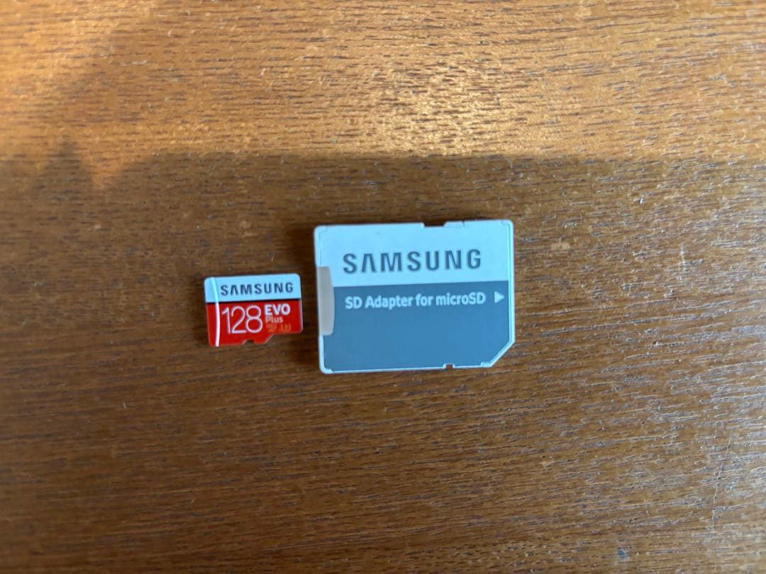 【美品】 Nintendo Switch 本体 +ケース+ソフト2本