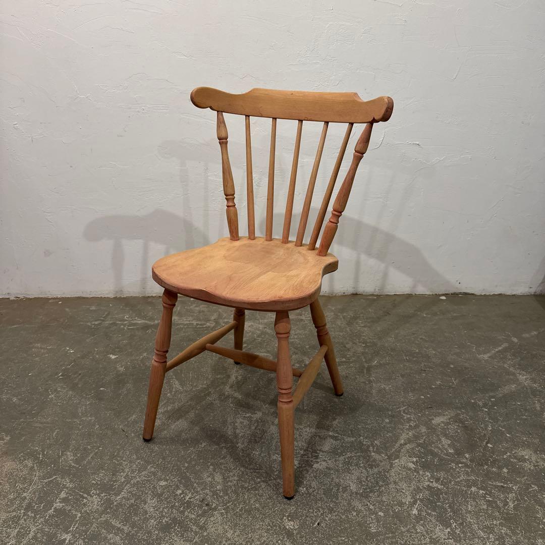 hangoutビンテージ　ダイニングチェア　剥離　1