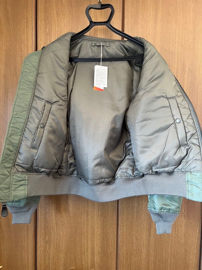 ⭐︎未使用新品⭐︎MA-1 VANGUARDS / AVIREX / アヴィレックス