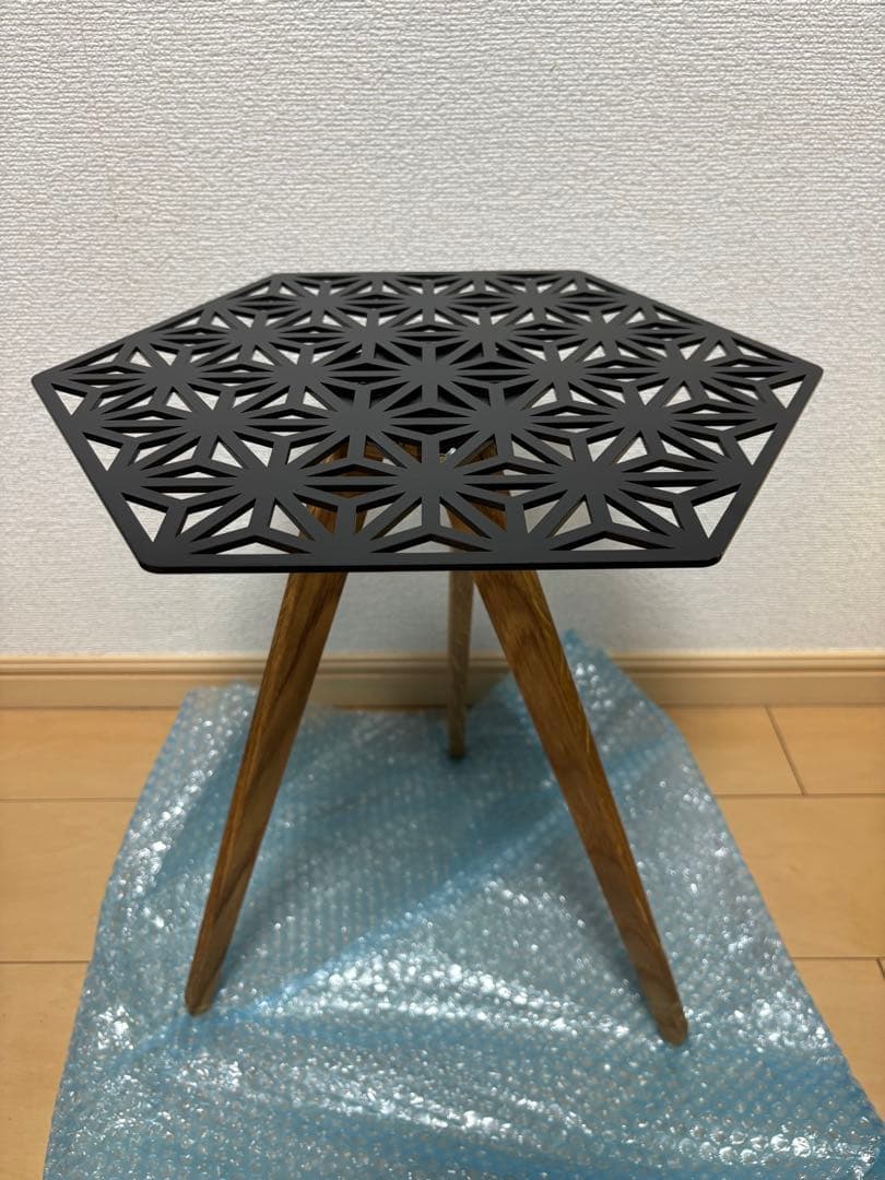 山のU 天板テーブル　asa of hexa 三脚付き