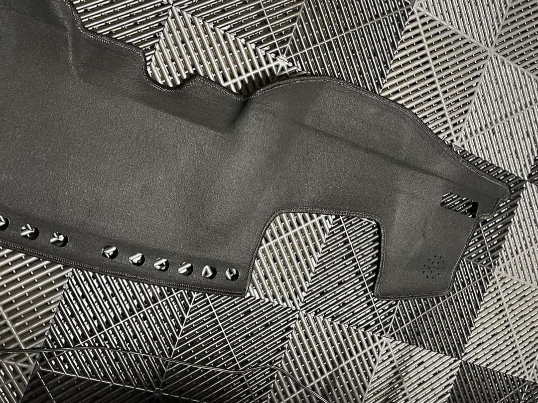 トヨタ HARRIER ハリアー ハリアー AXUH80 ダッシュボードマット