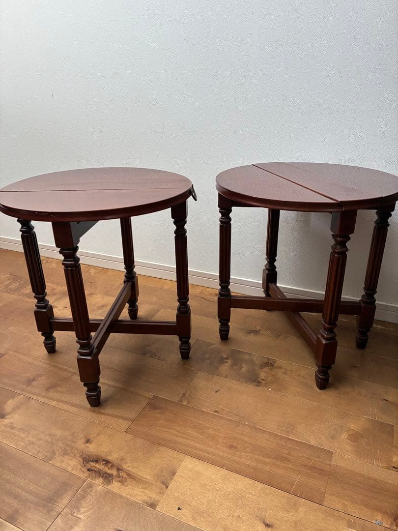 Y*望様 アンティーク　ネストテーブル　折り畳みラウンドテーブル　３点セット