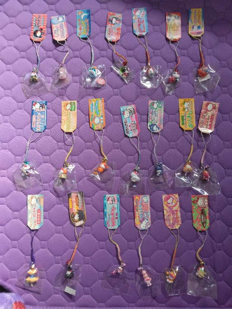 キャラクターキーホルダー10個セット