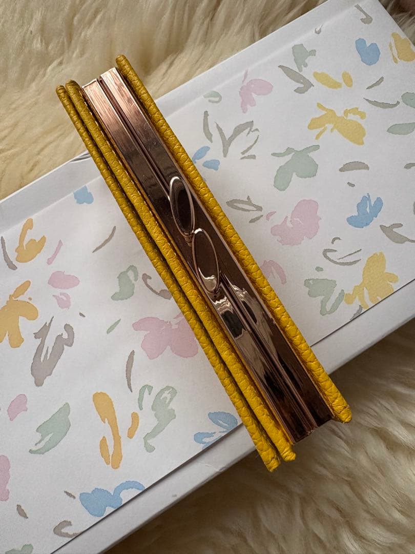 【皇居限定・がま口財布　黄色　金運】本革　新品、未使用