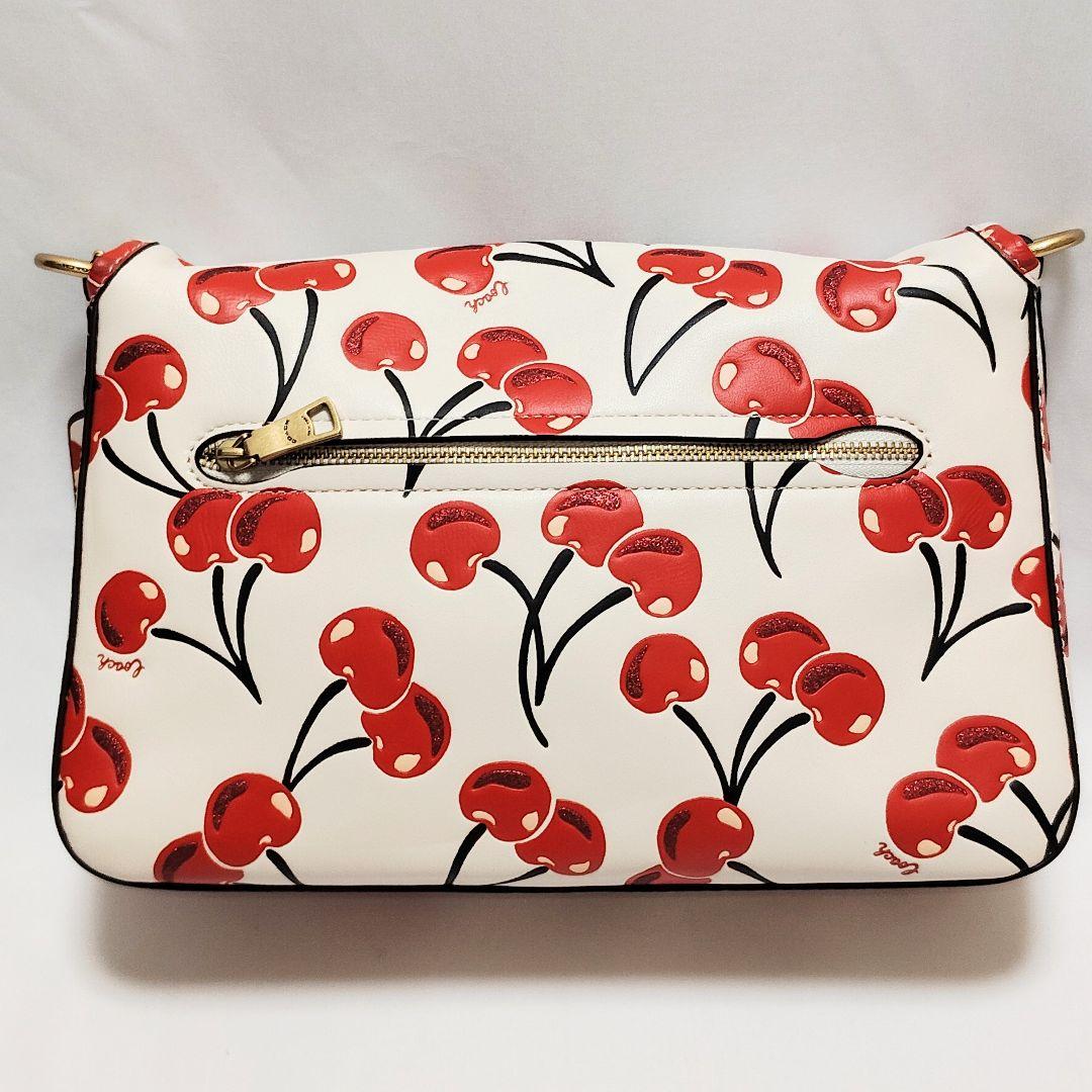 COACH チェリー柄 ショルダーバッグ　ソフトタビー