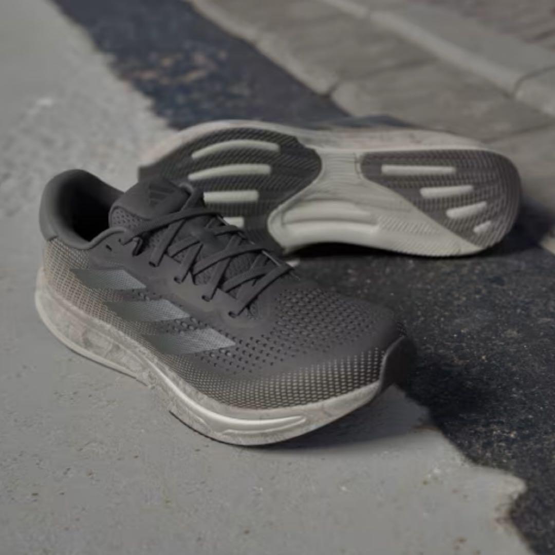 新品未使用☆adidas スーパーノヴァ ライズ 27.5cm