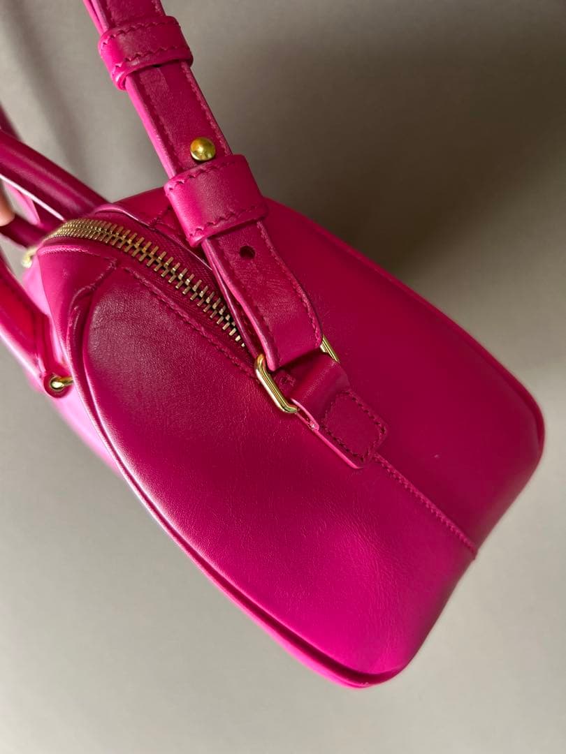 美品　サンローランパリ ベイビーダッフルレザー2Wayショルダーバッグ