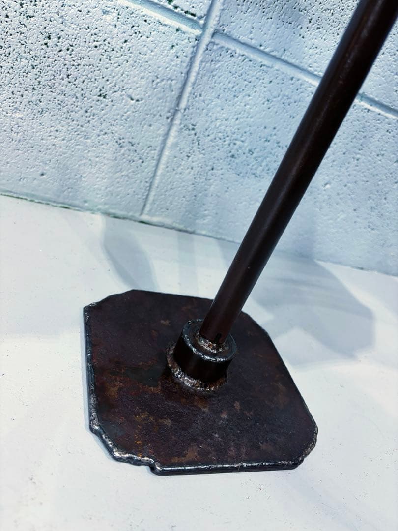 榧輪切りサイドテーブル　ナイトテーブル　コーヒーテーブル　観葉植物起き