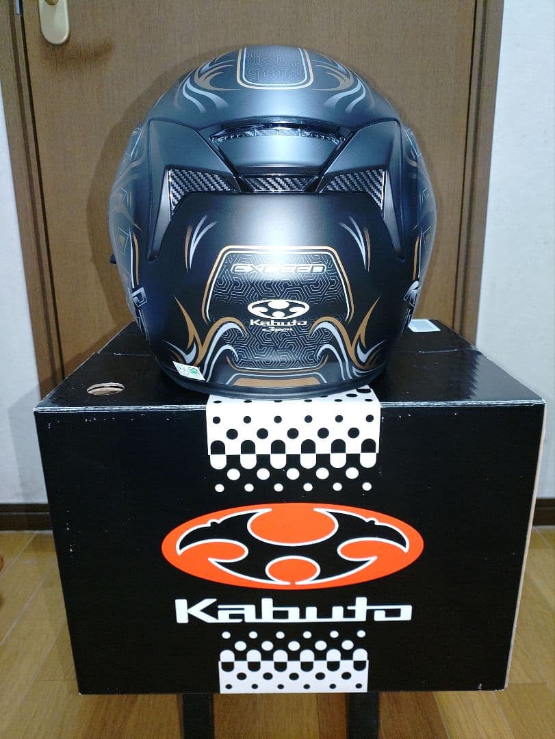 Kabuto EXCEED SWORD XL フラットブラックゴールド