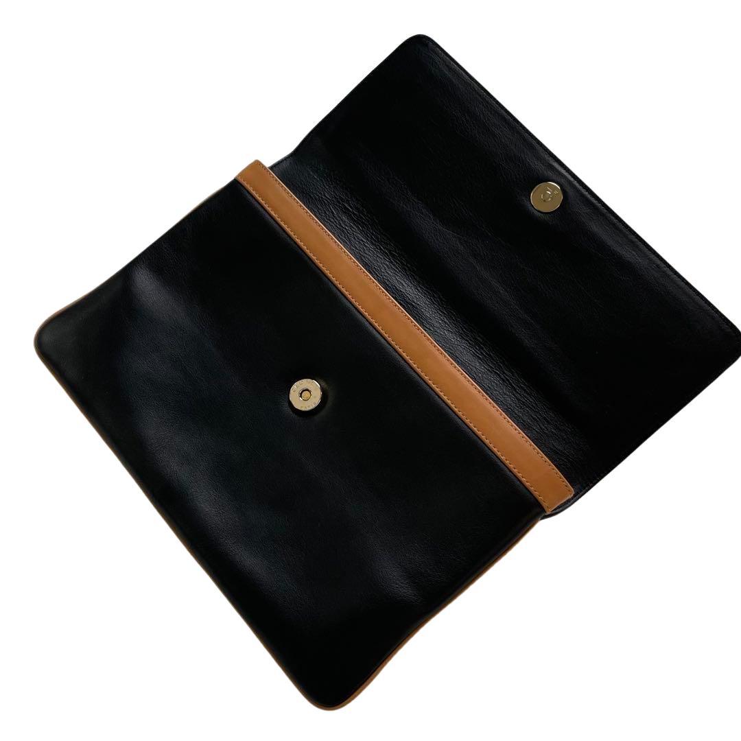 【新品級に綺麗】セリーヌ ホースキャレッジ 馬車金具 レザークラッチバッグ