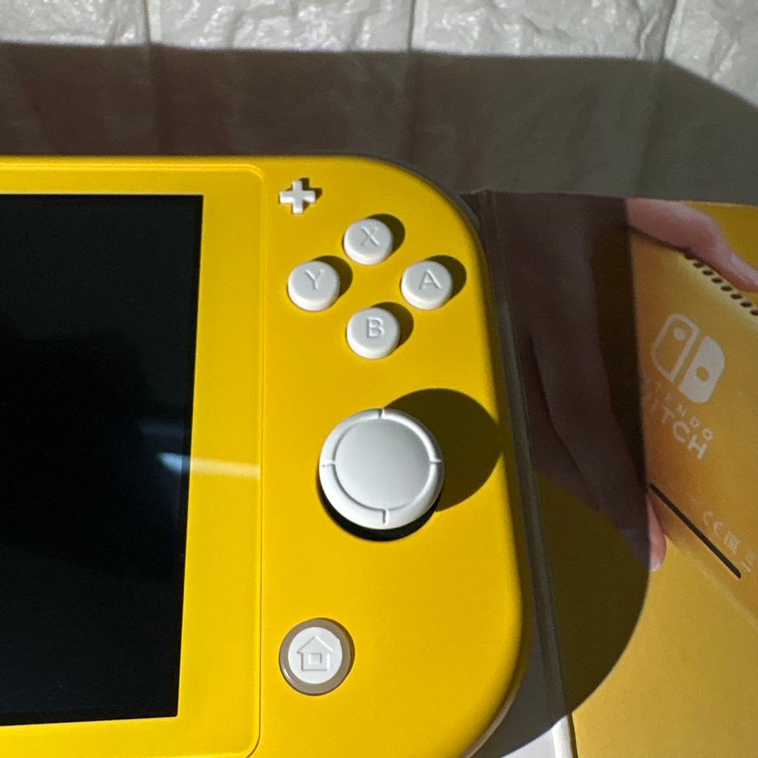 Nintendo Switch Lite イエロー 本体　　　　　　　4