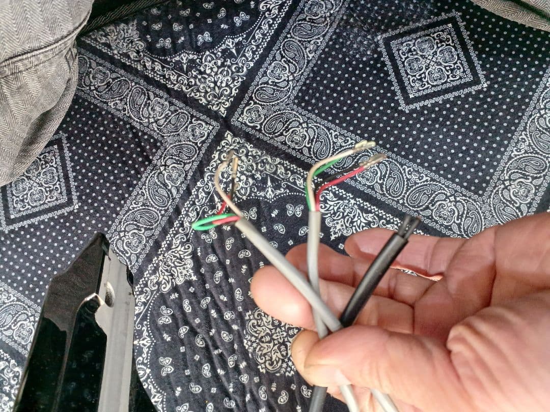 ハーレーFXBRS114リヤフェンダーストラットウィンカー美品！