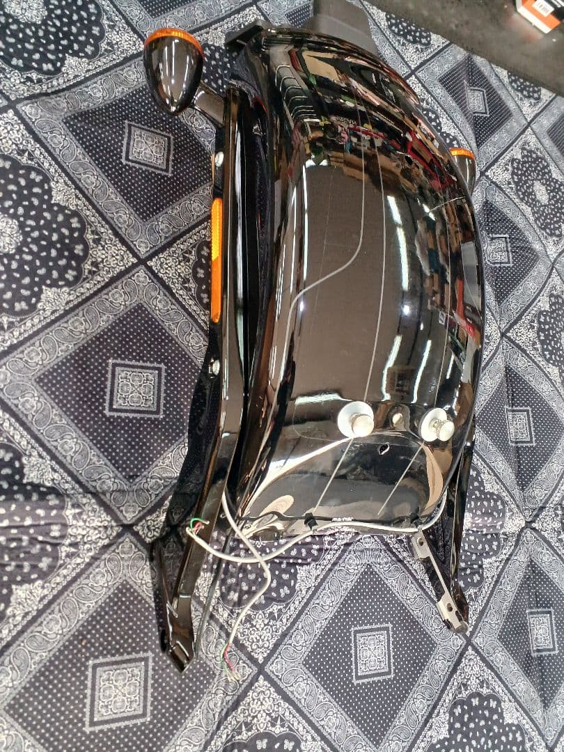 ハーレーFXBRS114リヤフェンダーストラットウィンカー美品！