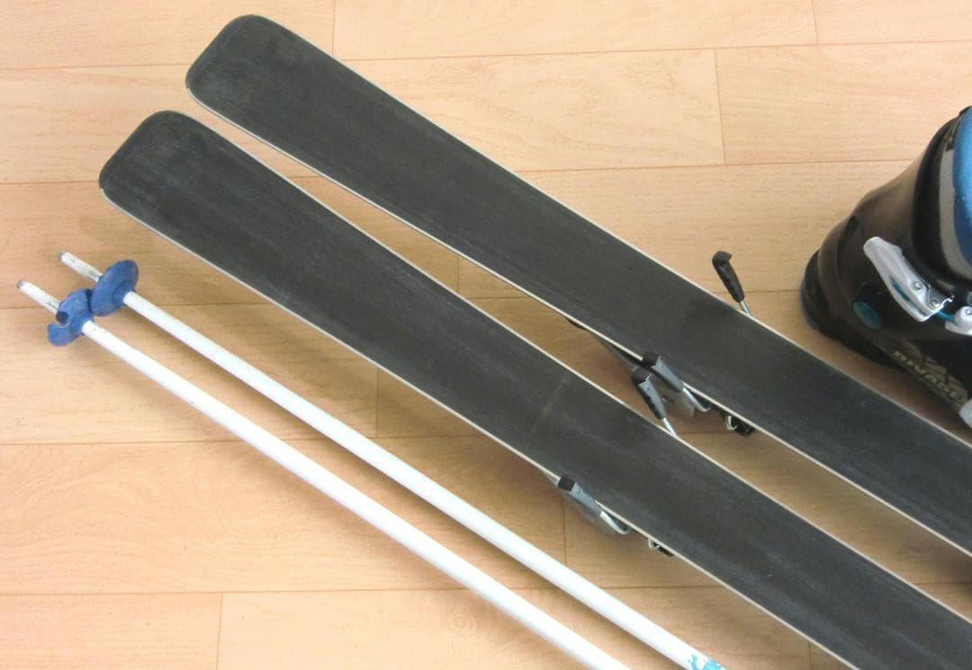 ■■送料無料■SWALLOW■子供用スキー4点セット■板130/靴23■WAX済