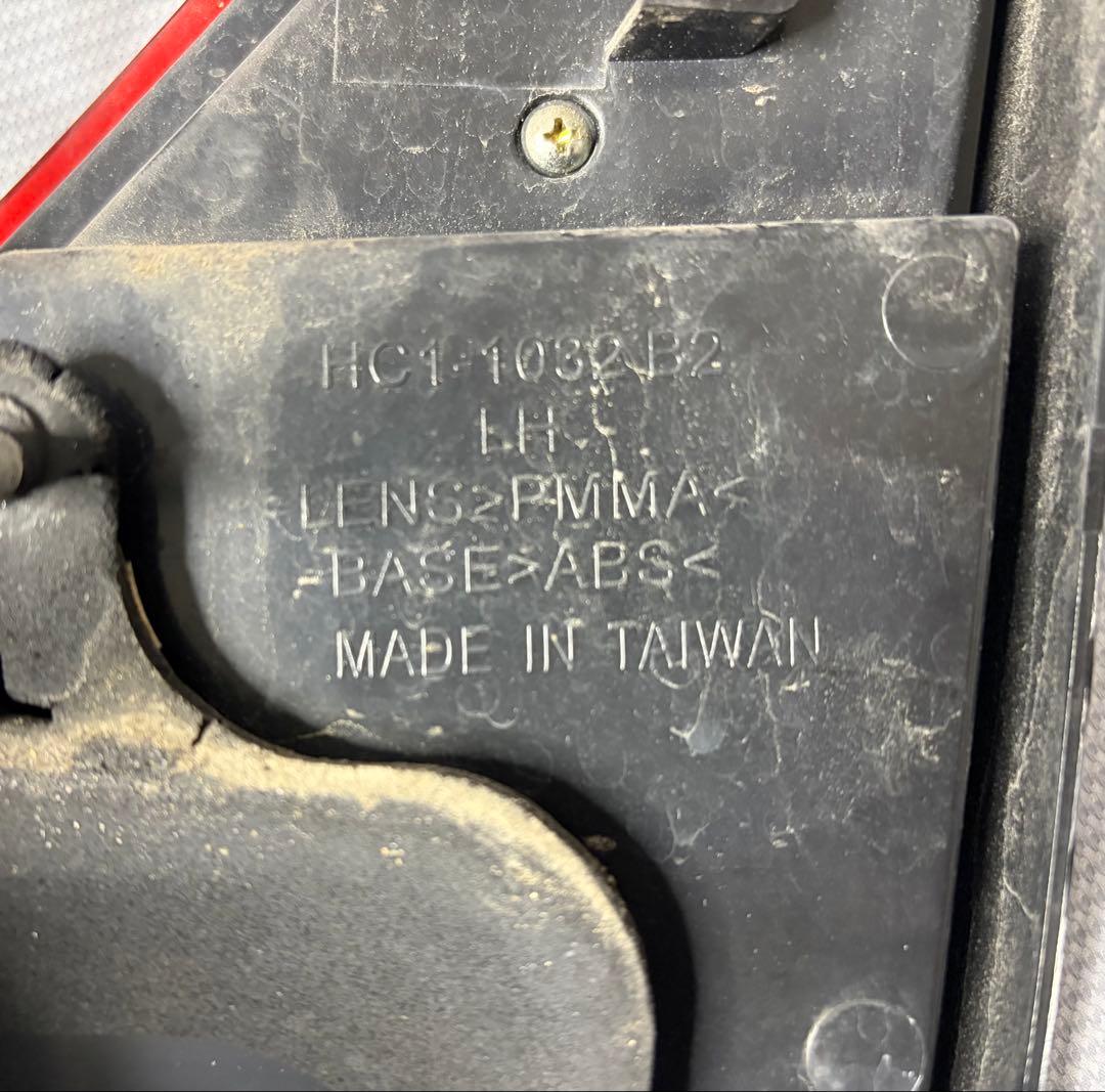 ヴェルファイア Z 20系 前期 LED テールランプ 社外品 2010年