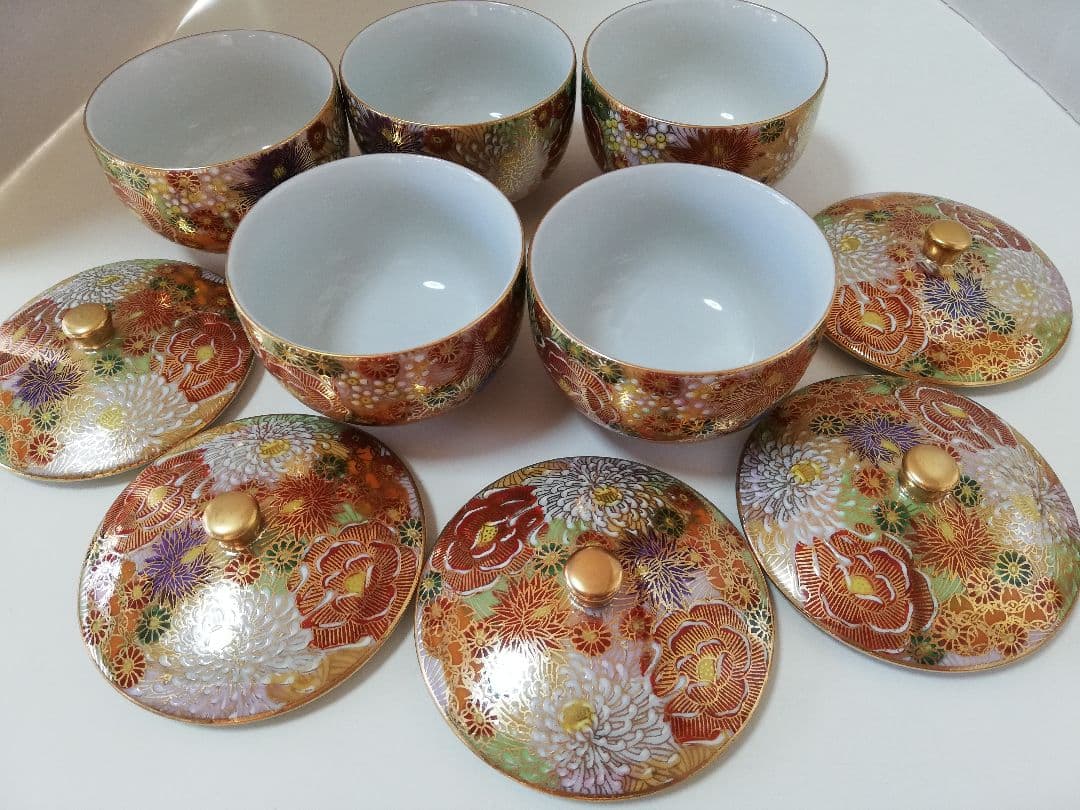 九谷焼　極美品　秀幸　金花詰　茶器揃(急須と蓋付き湯呑み5客)