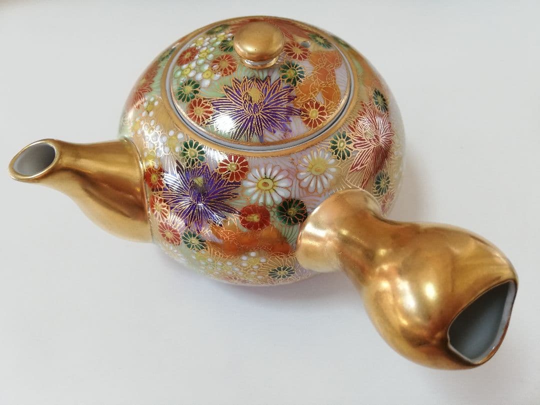 九谷焼　極美品　秀幸　金花詰　茶器揃(急須と蓋付き湯呑み5客)