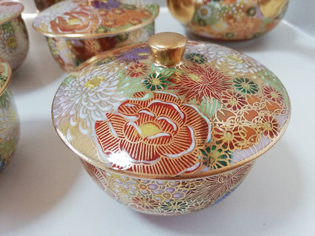 九谷焼　極美品　秀幸　金花詰　茶器揃(急須と蓋付き湯呑み5客)