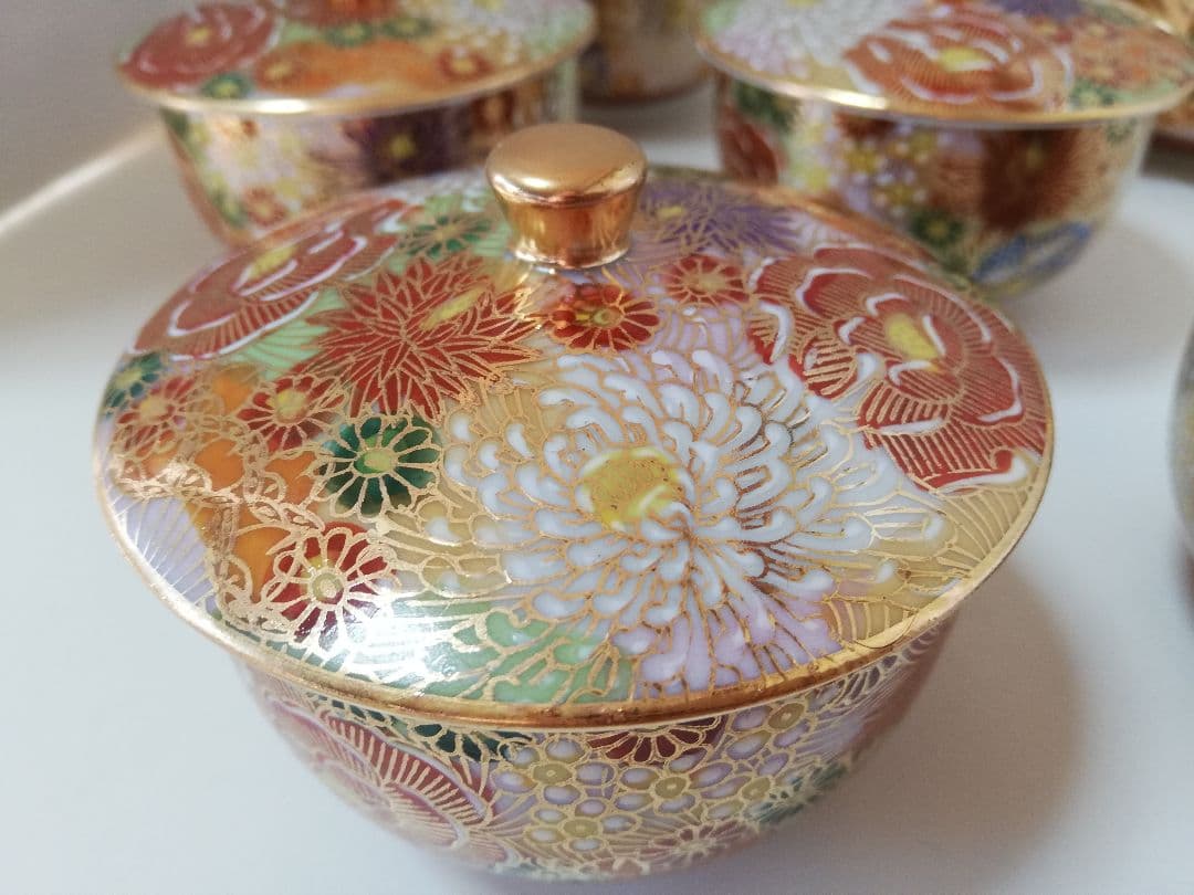 九谷焼　極美品　秀幸　金花詰　茶器揃(急須と蓋付き湯呑み5客)
