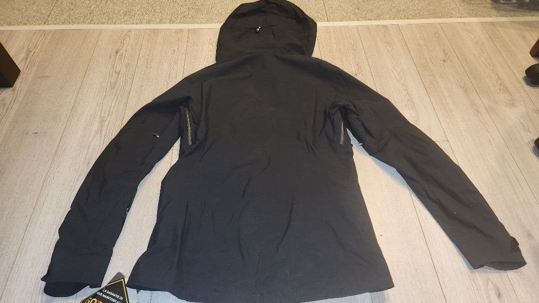 新品　BURTON AK GORE-TEX ジャケット　バートン