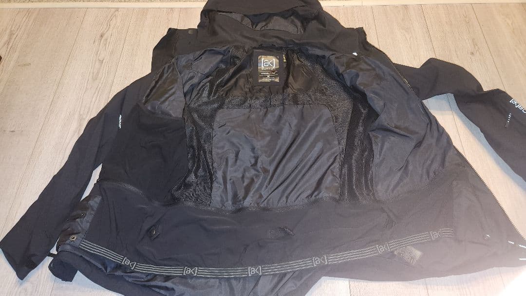 新品　BURTON AK GORE-TEX ジャケット　バートン