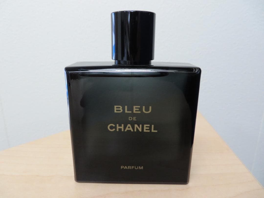 新品未使用CHANEL ブルードゥシャネル 100ml パルファム香水