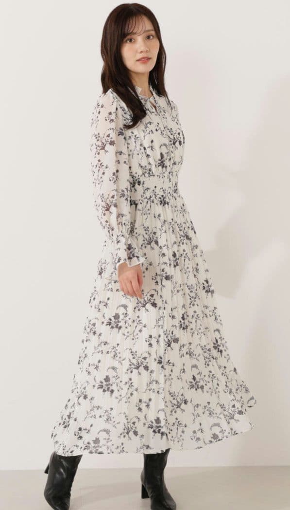 【新品】プロポーションボディドレッシング　花柄プリーツワンピース