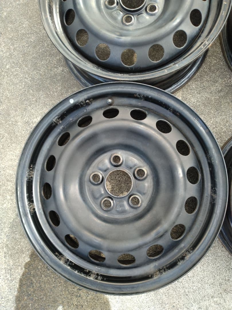 15インチ ブラック スチールホイール 4個セット　鉄ホイール　鉄ちん　鉄チン