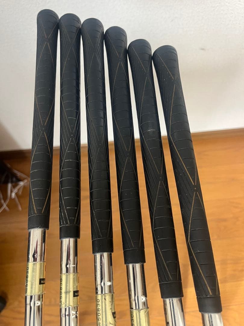 ブリチストン アイアン6本 右BRIDGESTONE REXTAR HT-300