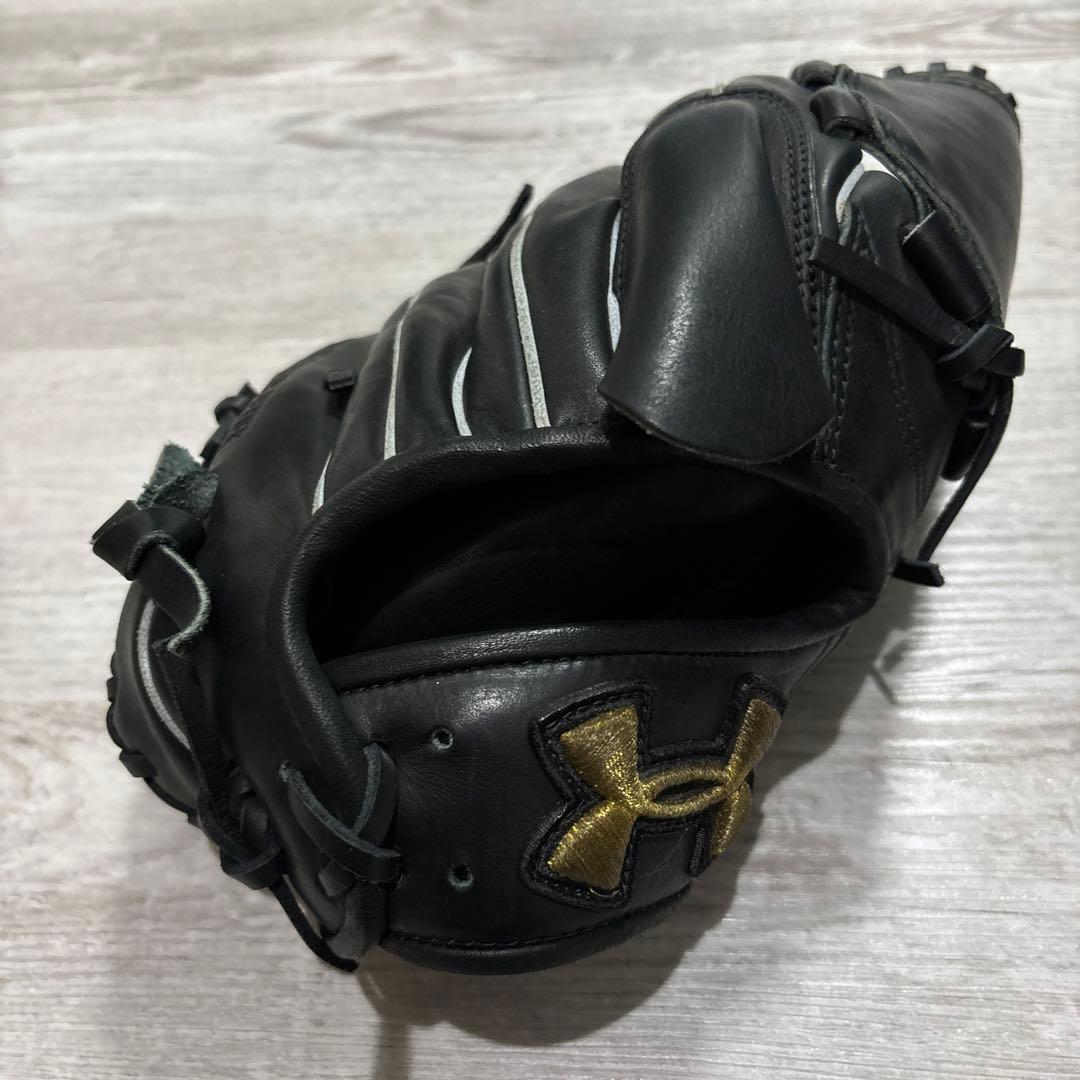 Under Armour 軟式グローブ QBB0240