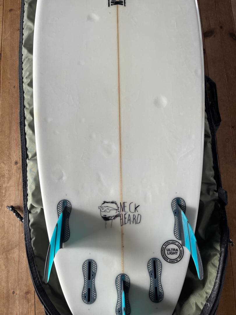 アルメリック ネックベアード