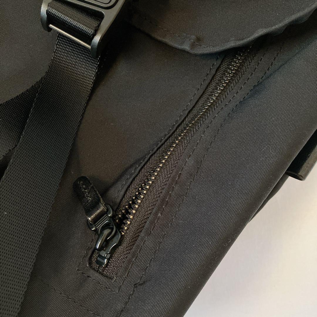 AMIACALVA shinzoneメッセンジャーバッグ ブラック