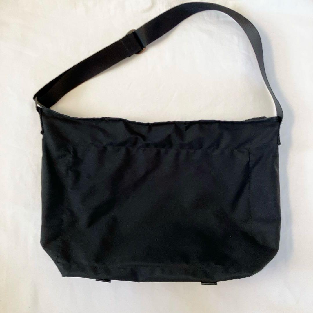 AMIACALVA shinzoneメッセンジャーバッグ ブラック