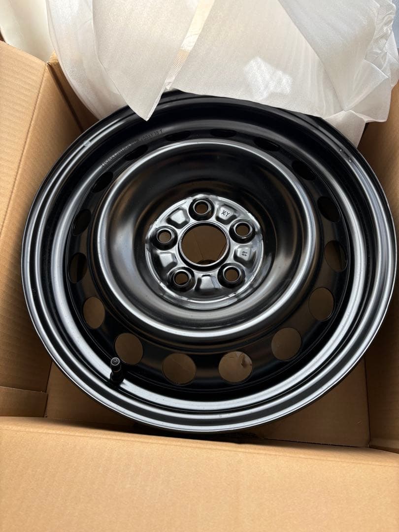 【ろと】新型シエンタＺ　純正ホイール4本（キャップ、ナット付）