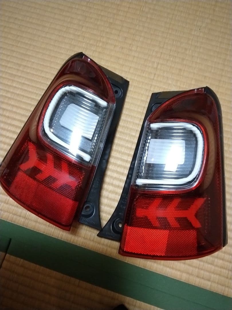 じ*る様 ダイハツ　エッセ　自作 LED テールランプ　アクリル板　L235S