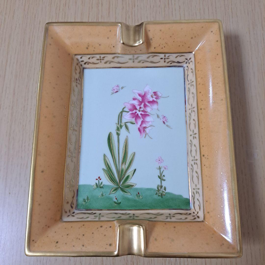 エルメス　アッシュトレイ　ピンクのお花