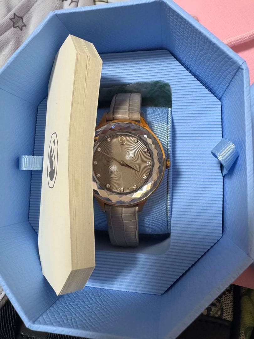 SWAROVSKI腕時計 値下げしました