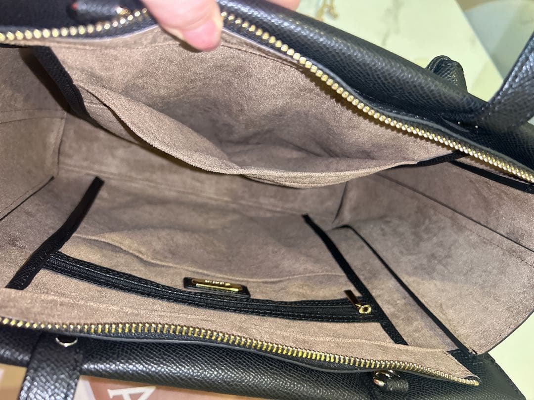 DIANA 黒 ビジネスバッグ　トートバッグ