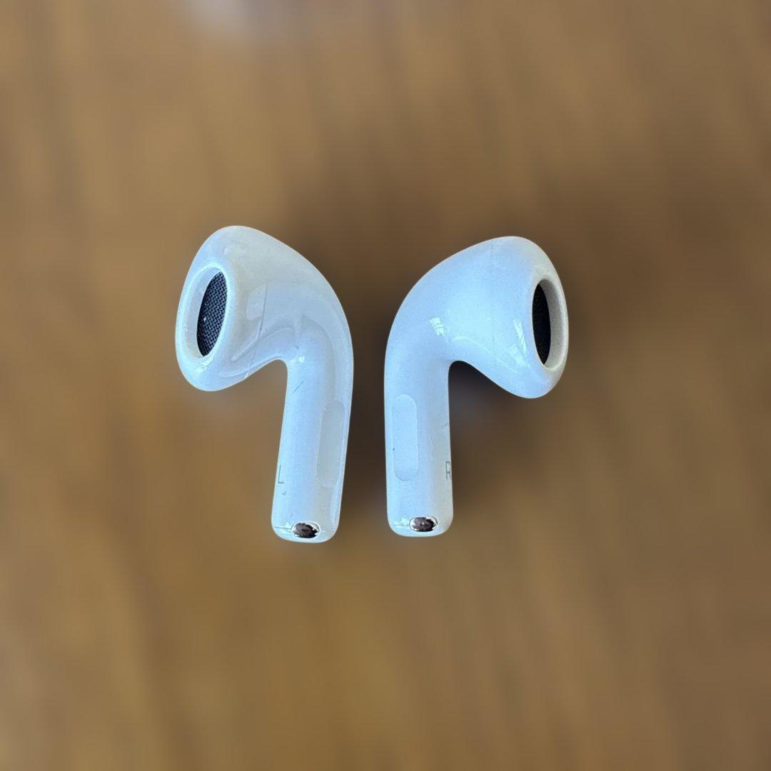 Apple AirPods 4ワイヤレスイヤホン 本体