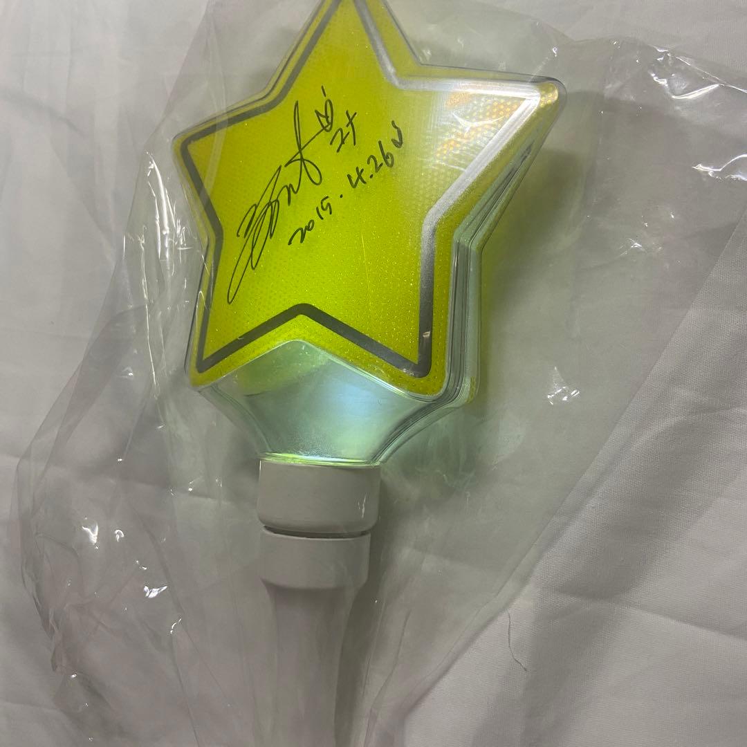 少女時代 ユナ 直筆サイン入りペンライト