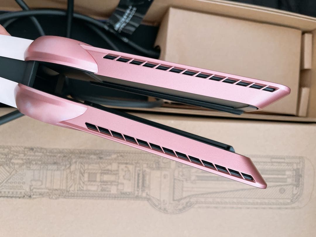 Dyson ヘアドライヤー 3KD-JP-T1JA5088A １度のみの使用