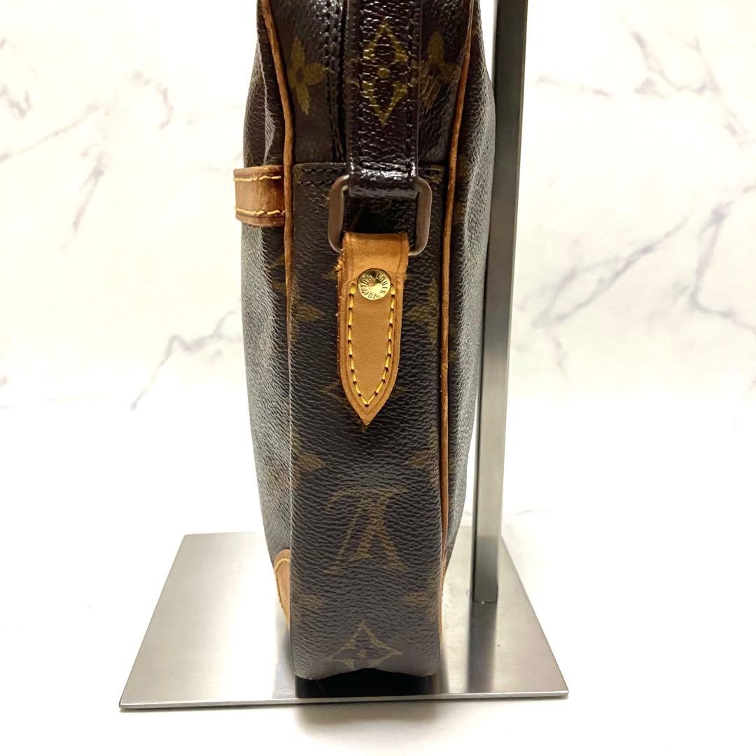 ルイヴィトン ショルダーバッグ ダヌーブ モノグラム pvc レザー