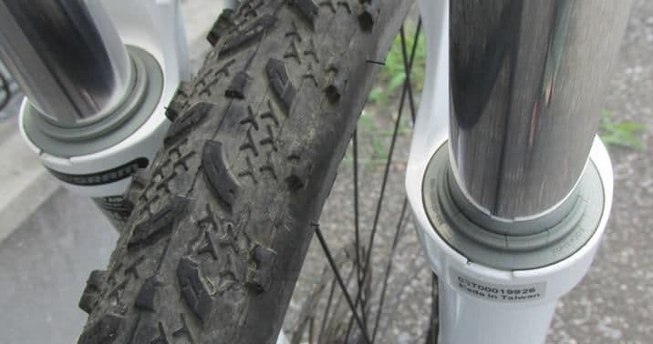 【軽量】 ロッキーマウンテンエレメント 30フルサスMTB