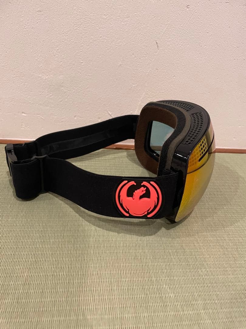 スキーゴーグル　ドラゴン　ハードケース付き　ミラー仕上げ ピンクレンズ