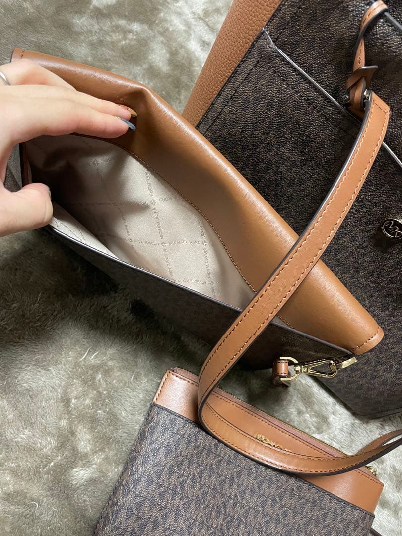 MICHEAL KORS ショルダーバッグ 別売りチャーム＆バックルおまけ付き